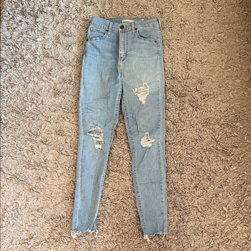 Levi's Light Blue Ripped Skinny Jeans - Picture 2 of 4